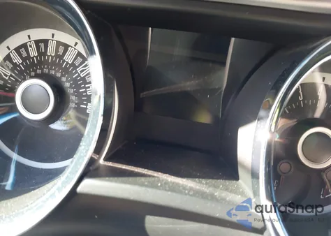 2013 Ford Mustang V6 Premium z USA, uszkodzony, nr VIN 1ZVBP8AM5D5200513